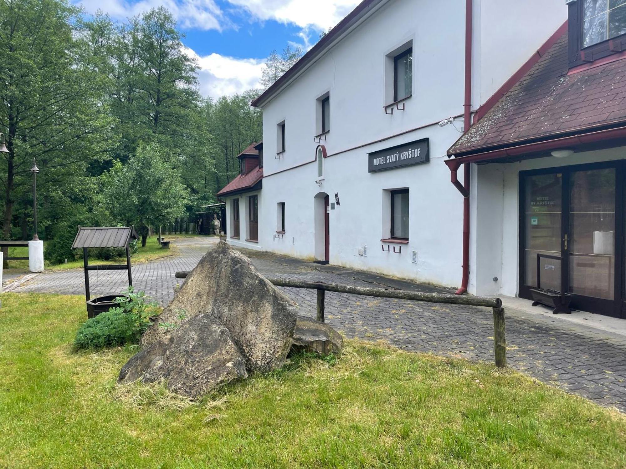 Motel Svaty Krystof Liběchov Buitenkant foto